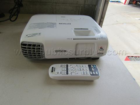 EPSON PROJECTOR #1