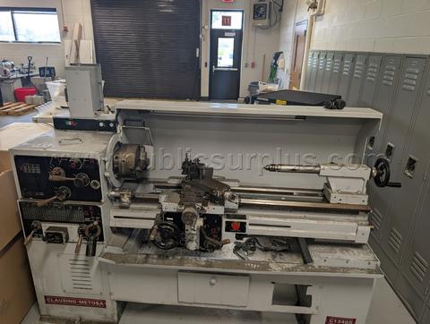 Clausing metal lathe