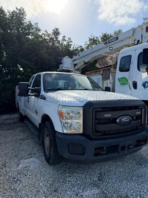 Unit 69 - 2015 Ford F350 Utility Body- 26-0030