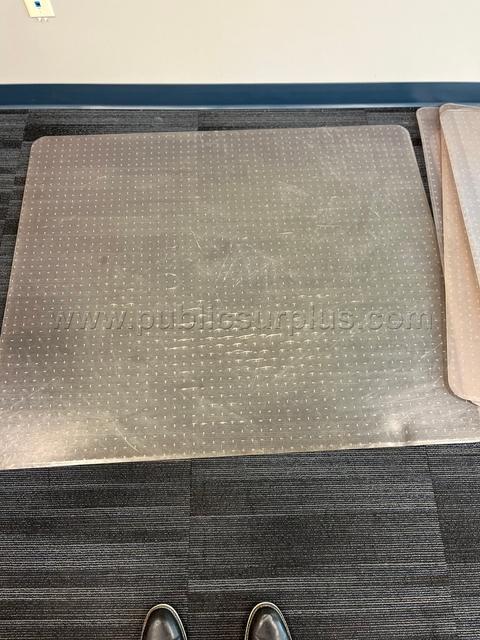 LOT 8 Floor Chair Mats set of 8