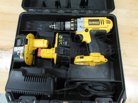 CORDLESS DRILL, DEWALT - AP26020