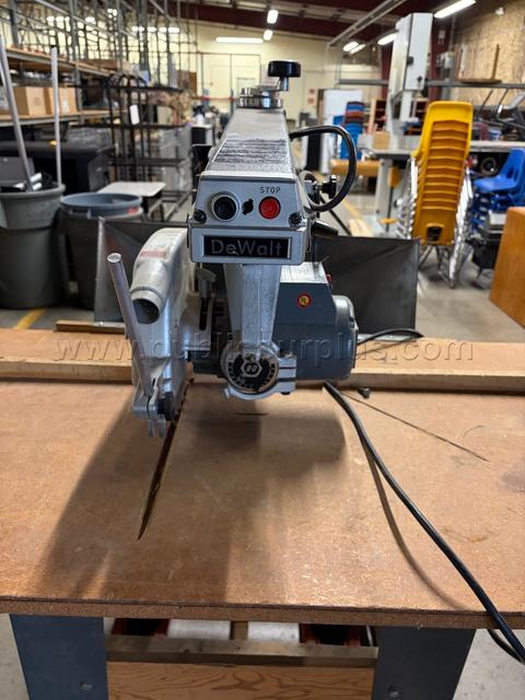 DEWALT 790 RADIAL ARM SAW