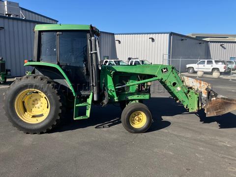 2000 John Deere 6110 loader - 50035