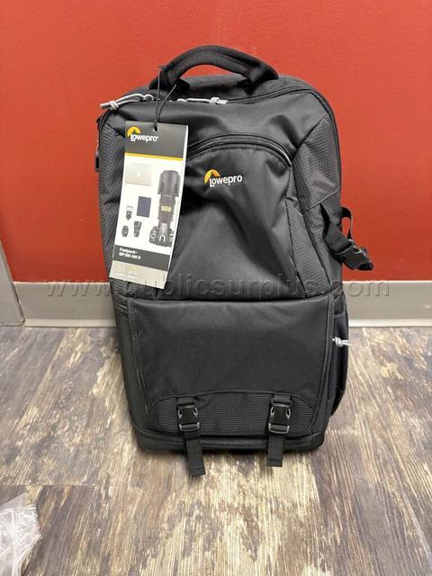 Lowepro Fastpack BP250 AWiL camera backpack