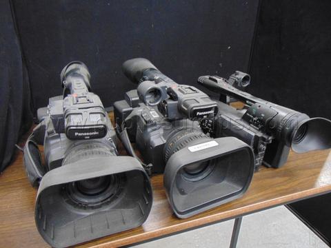 Non-Working Video Cameras Lot#4899
