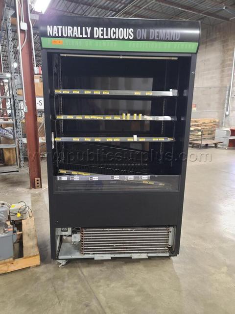 True Commercial Glass Door Cooler Merchandiser - FOR REPAIR / PARTS (Untested)